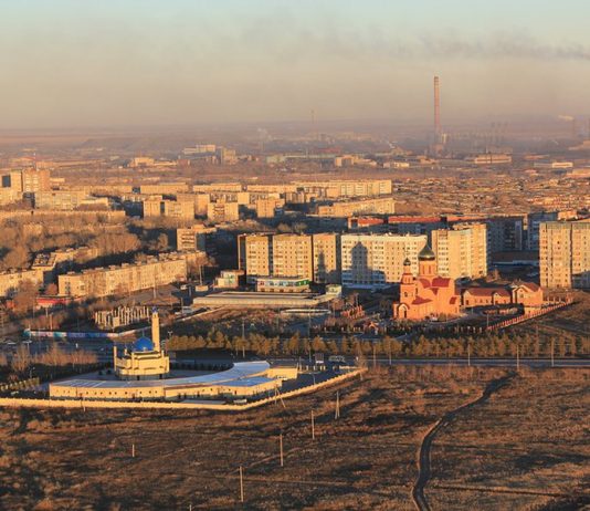 Нурсултан Назарбаев вспомнил, как приехал в Темиртау «на коне» Нурсултан Назарбаев вспомнил