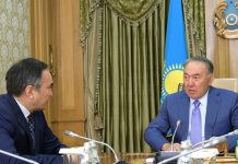 Назарбаев встретился с главой МСХ РК Мырзахметовым Назарбаев встретился с главой МСХ РК Мырзахметовым