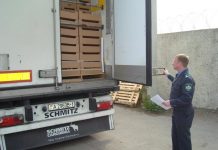 Россия вернула в Казахстан более 100 тонн подкарантинной продукции Россия вернула в Казахстан более 100 тонн подкарантинной продукции