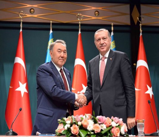 Назарбаев и Эрдоган договорились о развитии торговли и инвестициях Назарбаев и Эрдоган договорились о развитии торговли и инвестициях